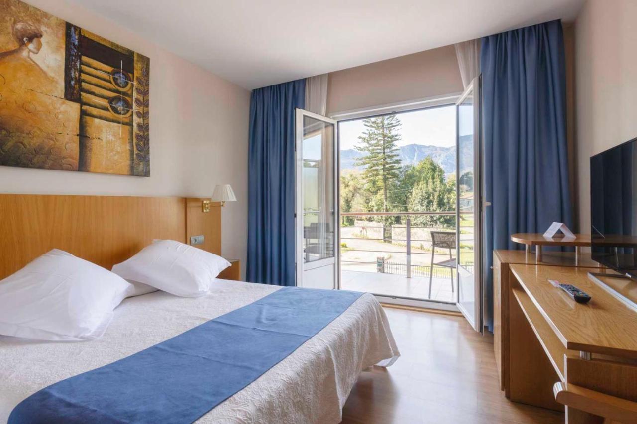 Villa De Llanes Luaran gambar
